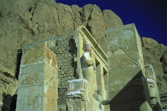 埃及十大著名神庙 哈索尔神庙上榜 第一供奉着爱神伊西丝